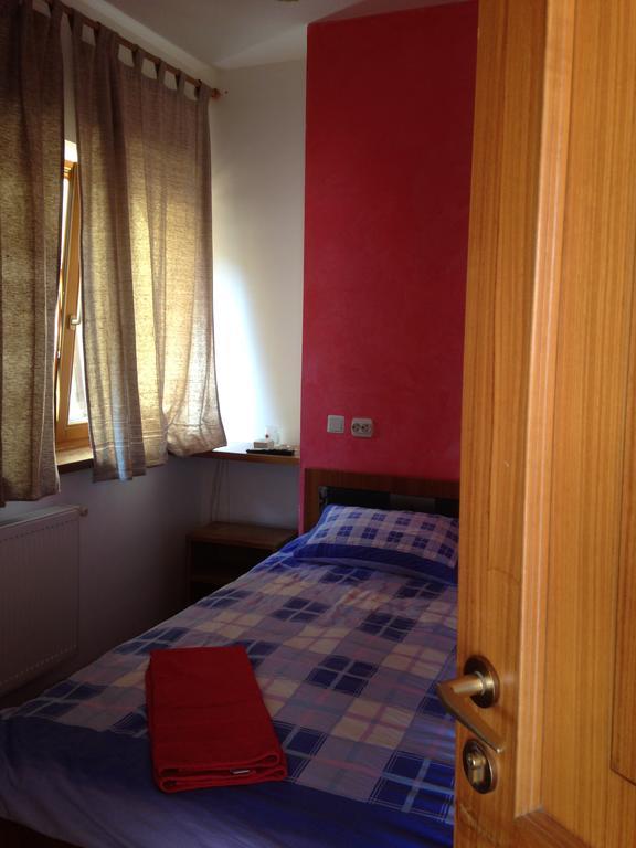 Brutarilor Guest House Cluj-Napoca Exterior photo